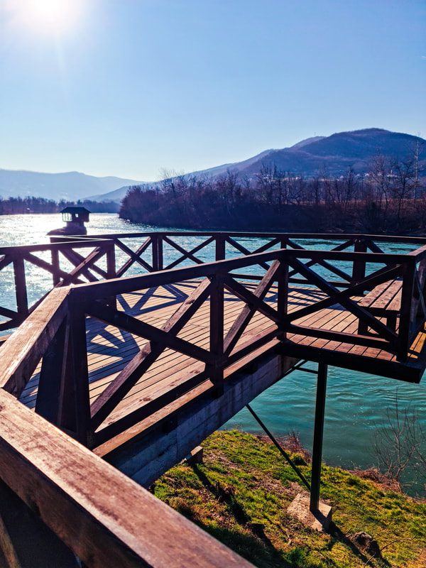 Reka Drina i pogled na kućicu na Drini